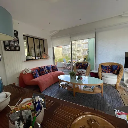 Avec Terrasse Apartman
